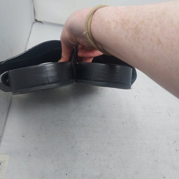 Louis Vuitton LV Monogram Black Leather Slide Sandal - Picture 11 of 13